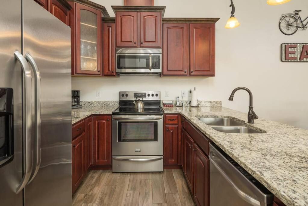 Luxury Downtown Rental - La Dolce Vita Villa #4 Moab Eksteriør bilde