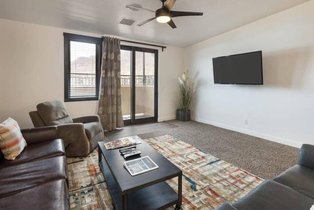 Luxury Downtown Rental - La Dolce Vita Villa #4 Moab Eksteriør bilde